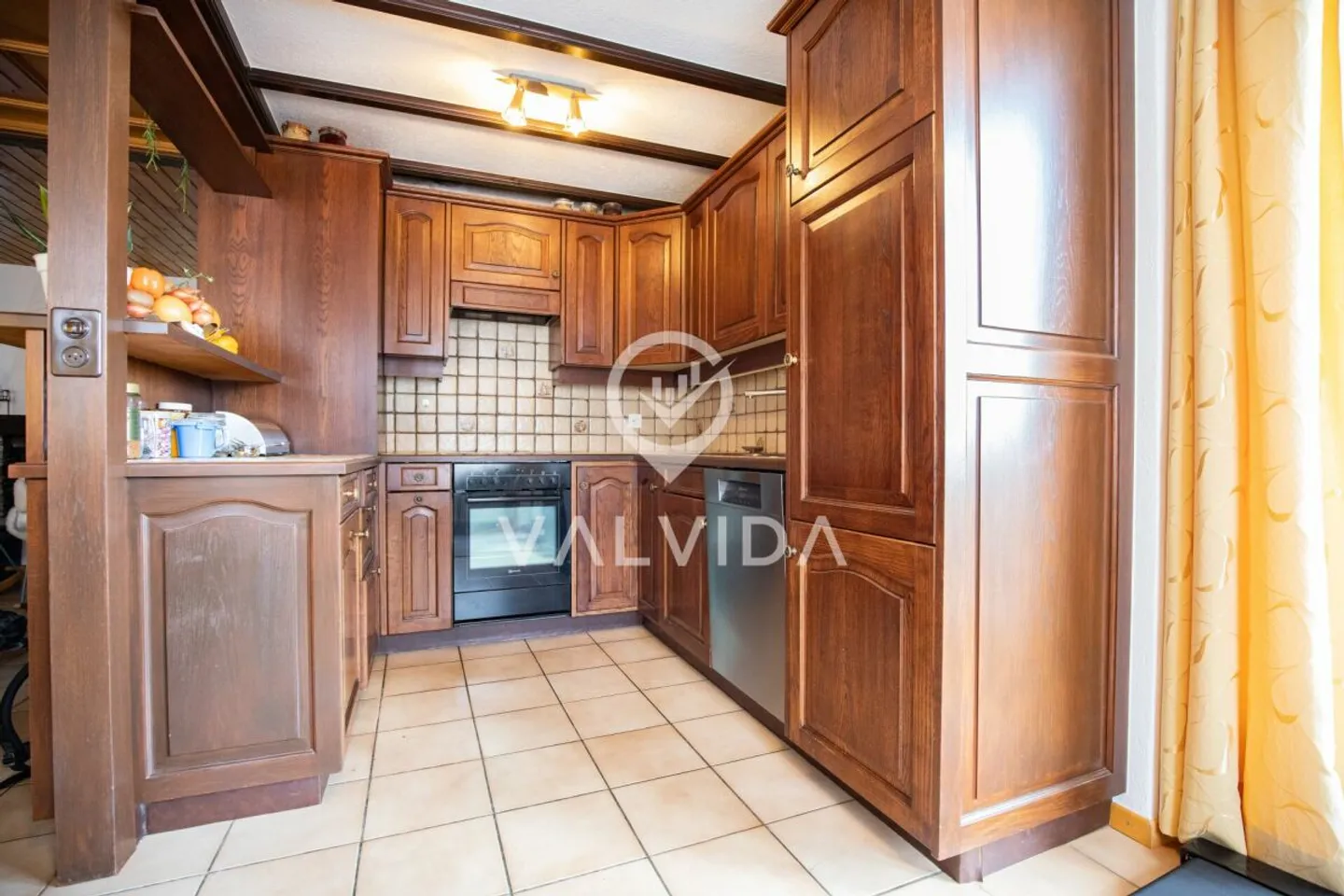 Charmante appartement duplex 3.5 pièces avec vue imprenable à Albinen - Photo 7 sur 13