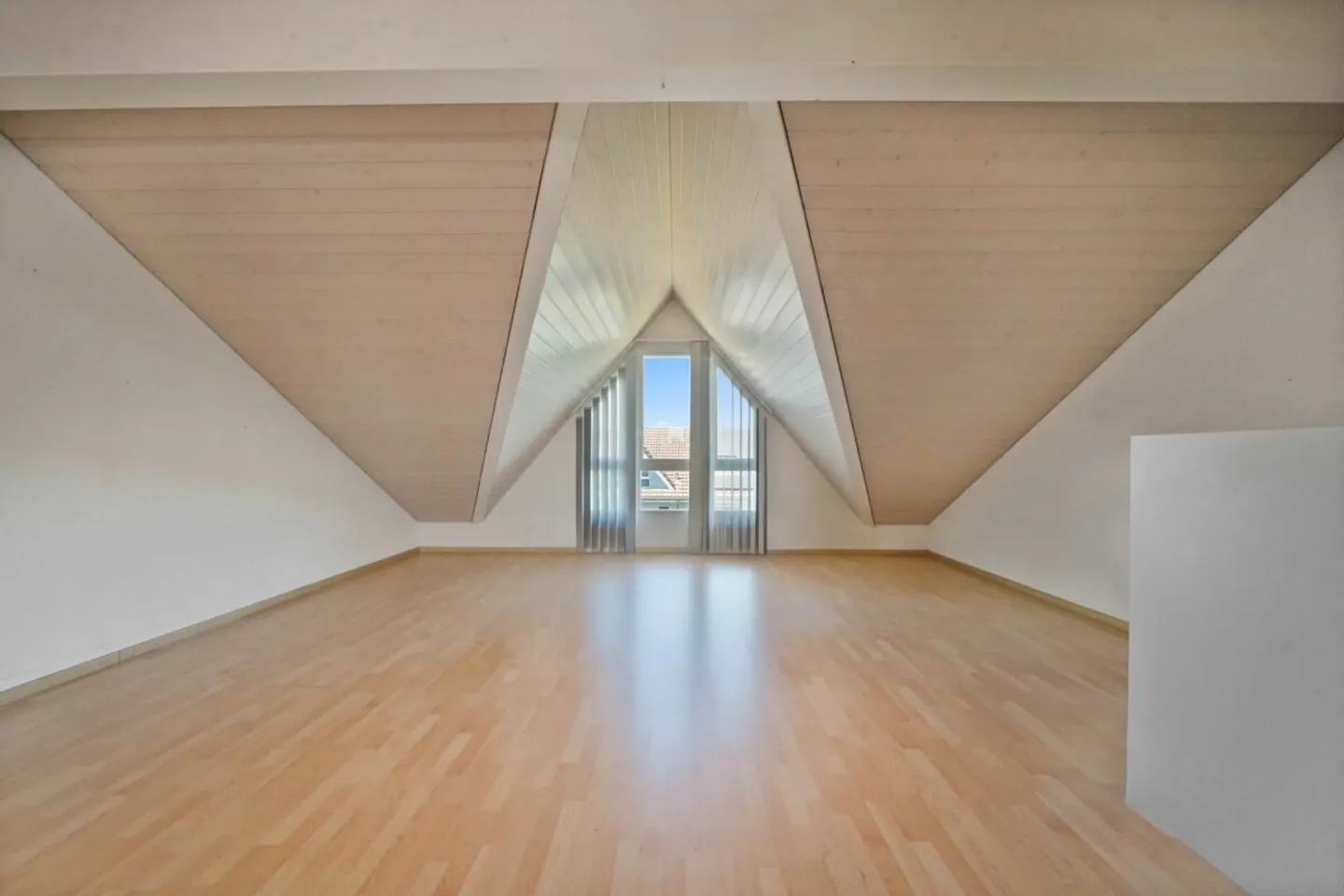 Merveille d'espace - Belle maison de 5,5 pièces au bord tranquille de l'Aare - Photo 12 sur 13