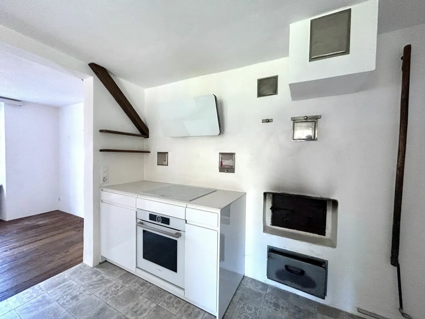 Realize your dream home with plenty of room for ideas! - Photo 7 of 13