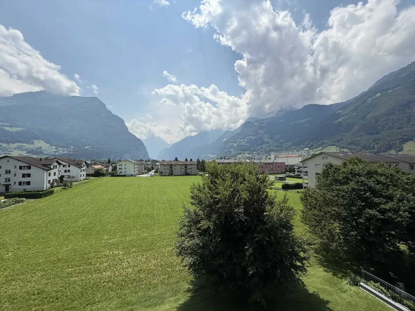 House feeling without garden work - Photo 1 of 9