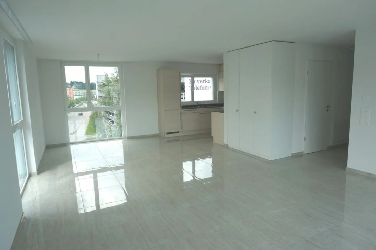 Grosszügige 3.5-Zimmer-Wohnung an guter Lage - Foto 3 von 12