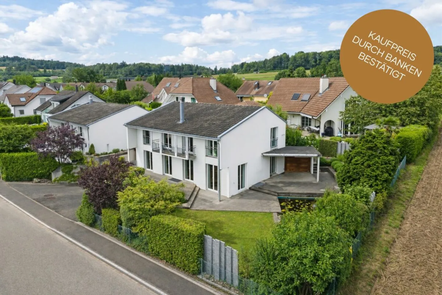 Grosszügiges Wohnen an privilegierter Südhanglage - Foto 1 von 5