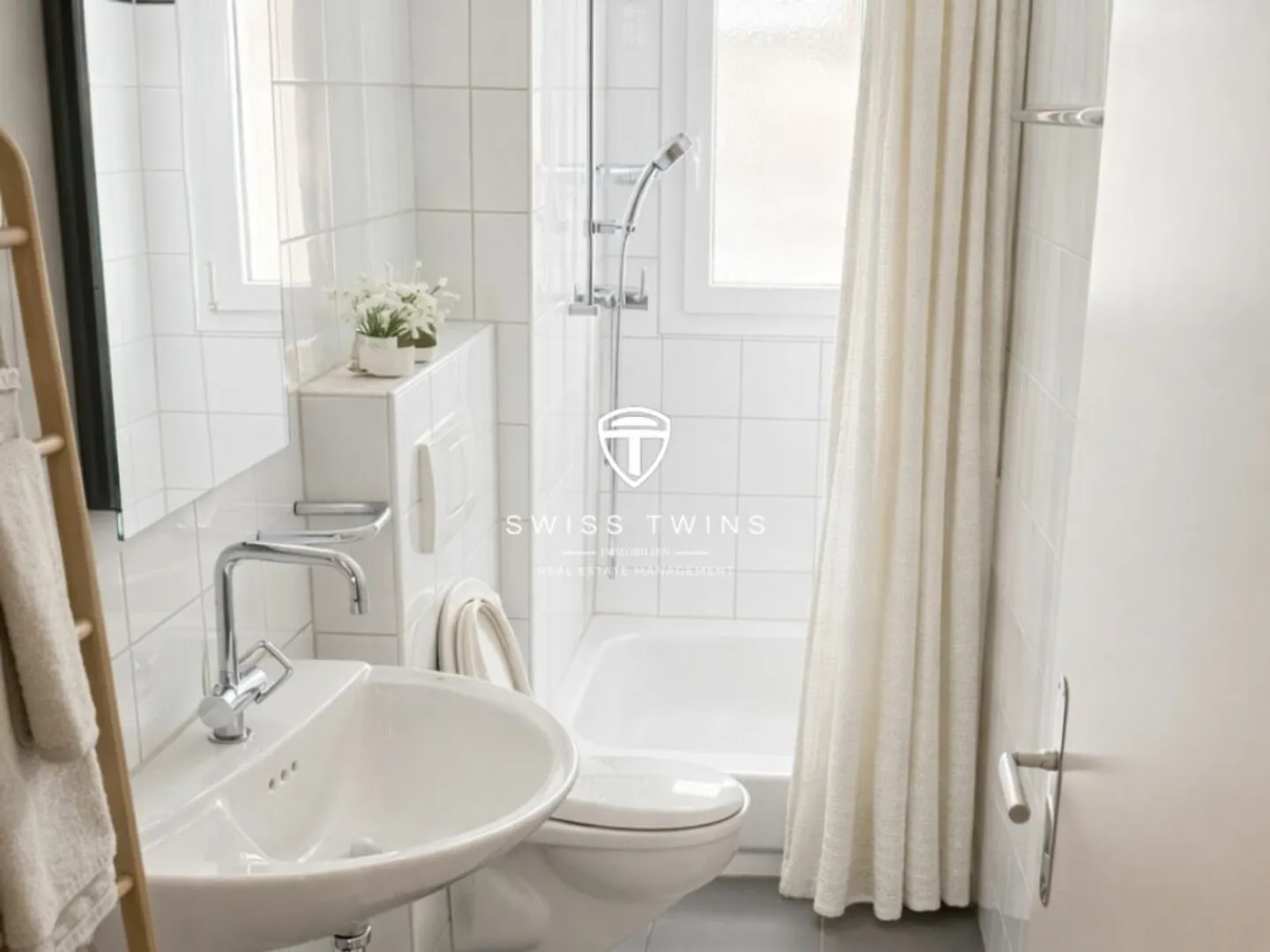 Appartement terrasse exclusif de 4,5 pièces avec terrasse de jardin et cheminée à Zurich, quartier 7 - Photo 8 sur 13