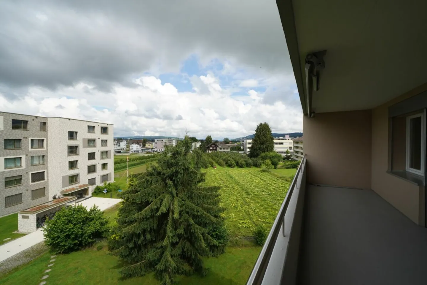 Living close to the city while still enjoying peace and quiet! - Photo 13 of 13