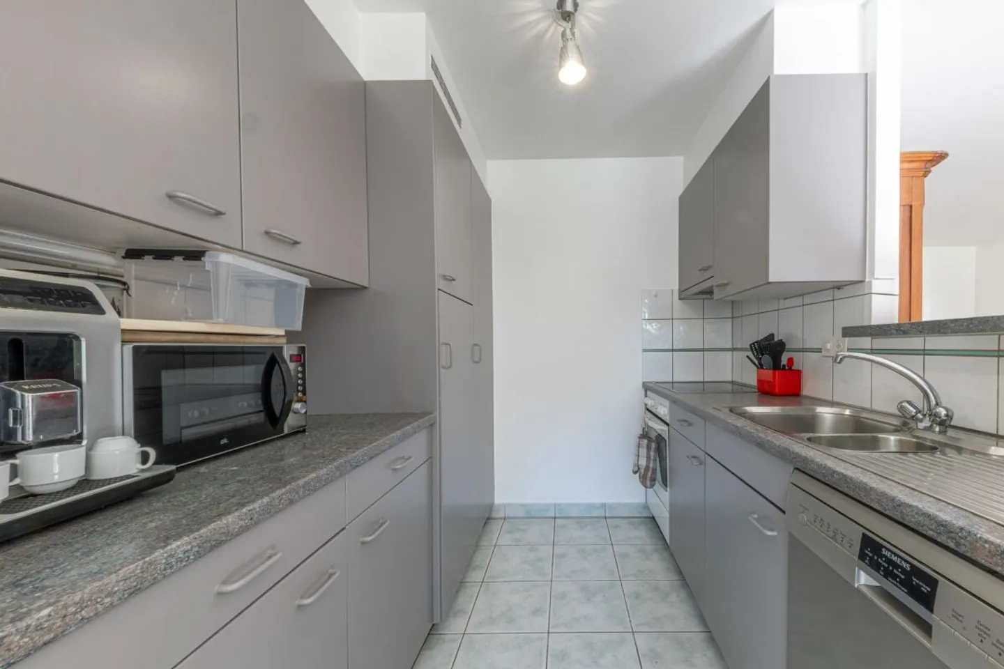 5-ZIMMER-WOHNUNG MIT GÄRTEN UND UNABHÄNGIGEM RAUM - Foto 5 von 13