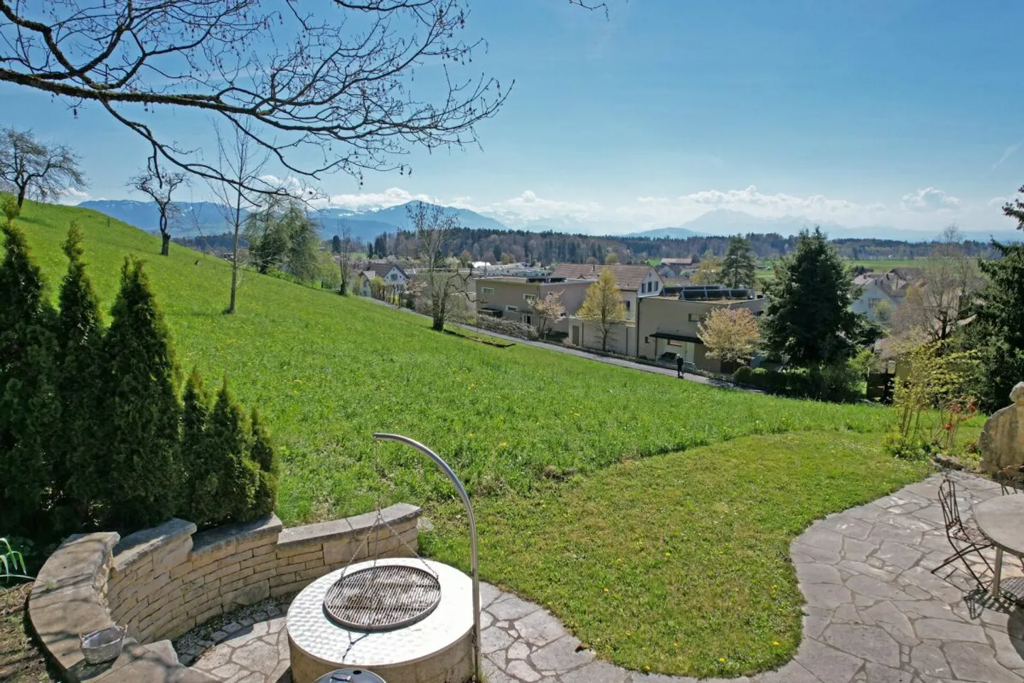 Charmante Maison Familiale avec Vue - Photo 2 sur 13