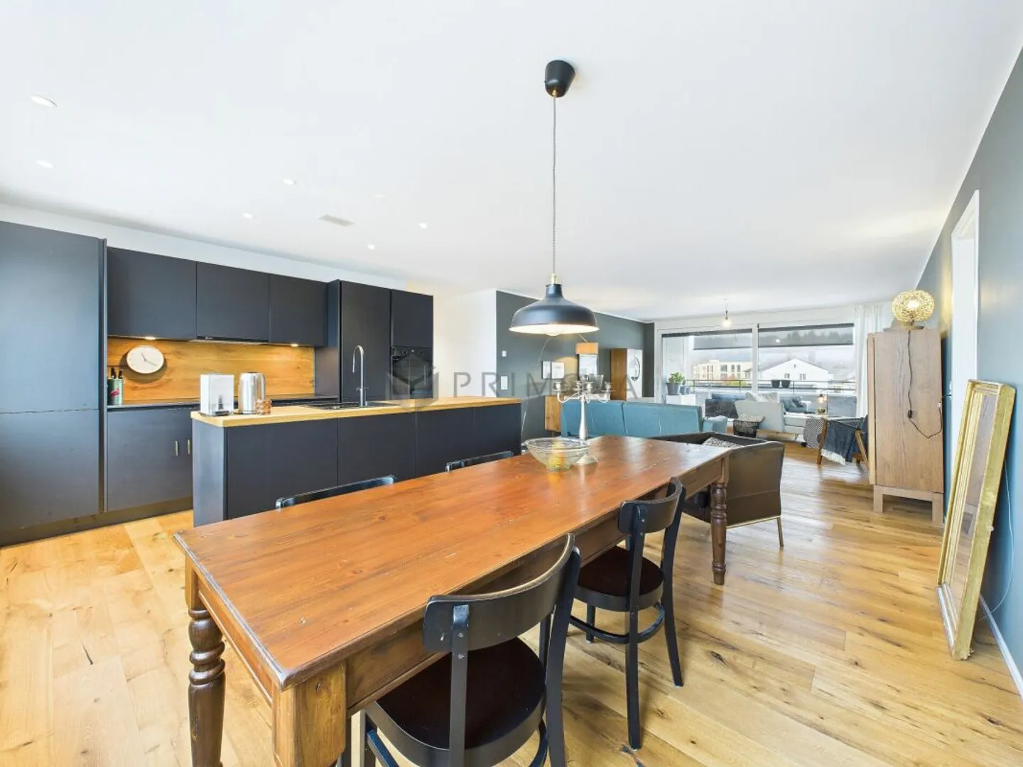 Stilvolle Wohnung mit niedrigen Kosten - Foto 3 von 12