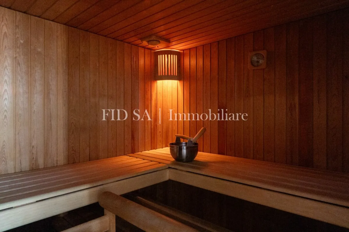 LOCARNO - Apartment in the center with open view from the 7th floor - Photo 11 of 11