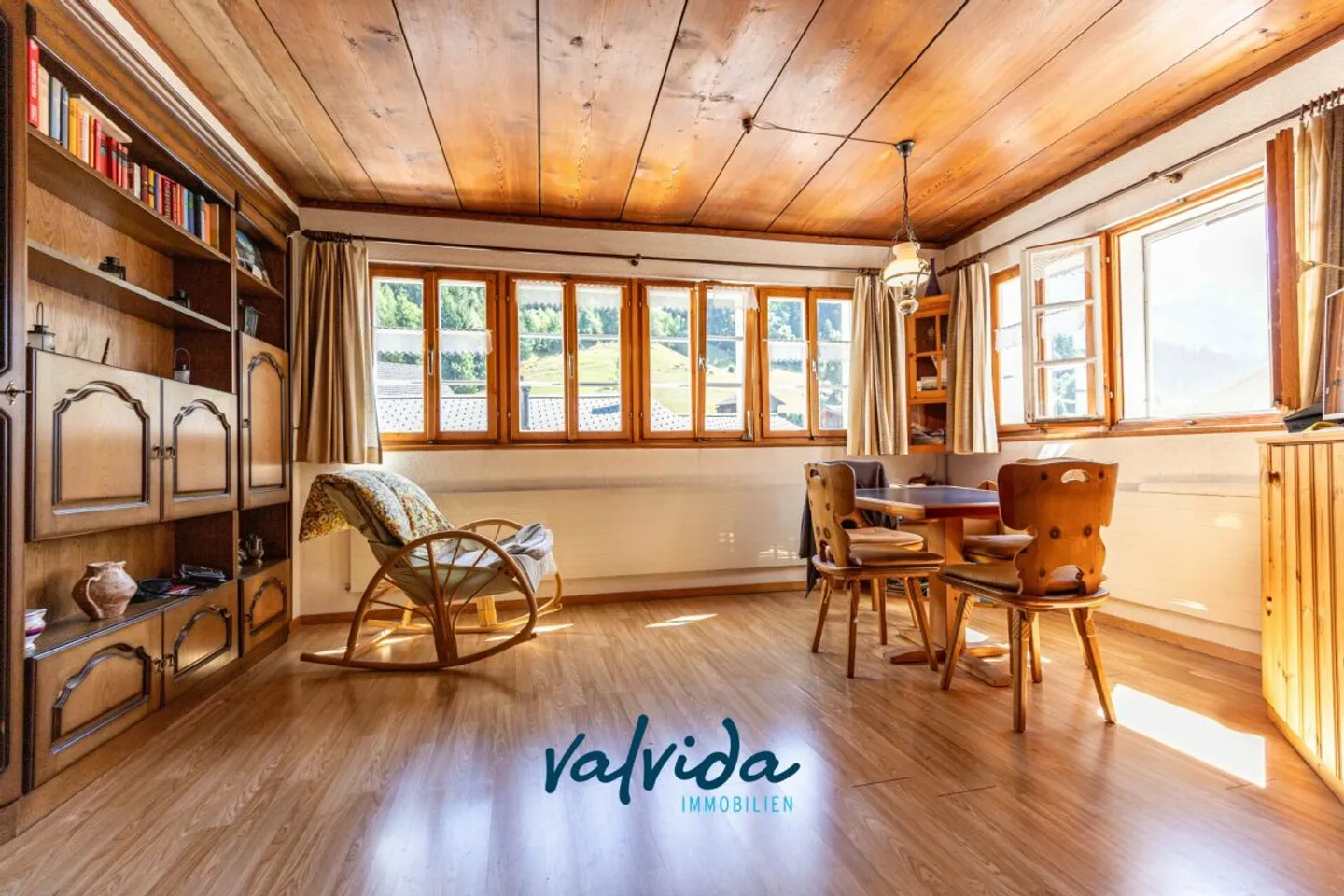 Charming residential unit with 3 apartments in the idyllic location of Ernen - Photo 2 of 13