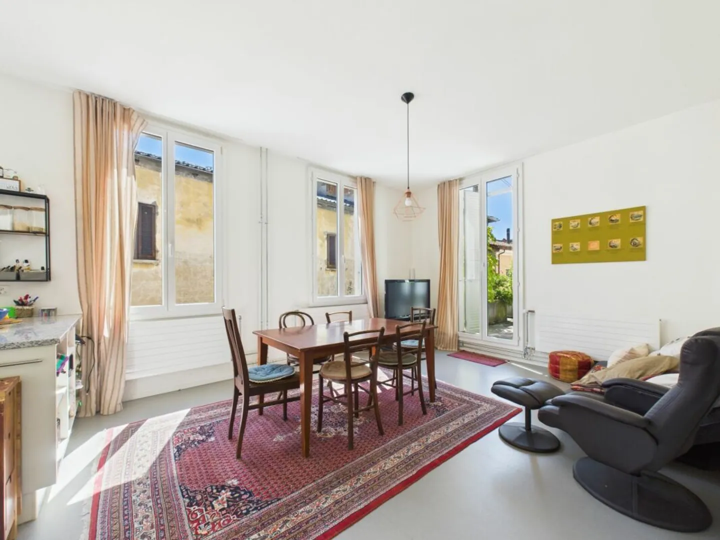 Elegant Apartment with Large Terrace - Photo 1 of 13