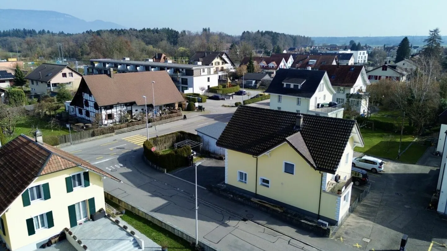Maison individuelle polyvalente et spacieuse avec appartement indépendant - Photo 2 sur 13