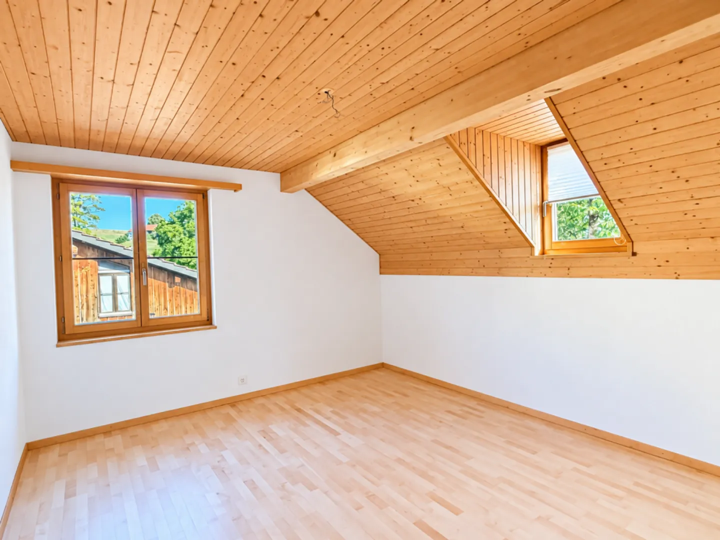 Spacious Maisonette with Terrace - Photo 5 of 10