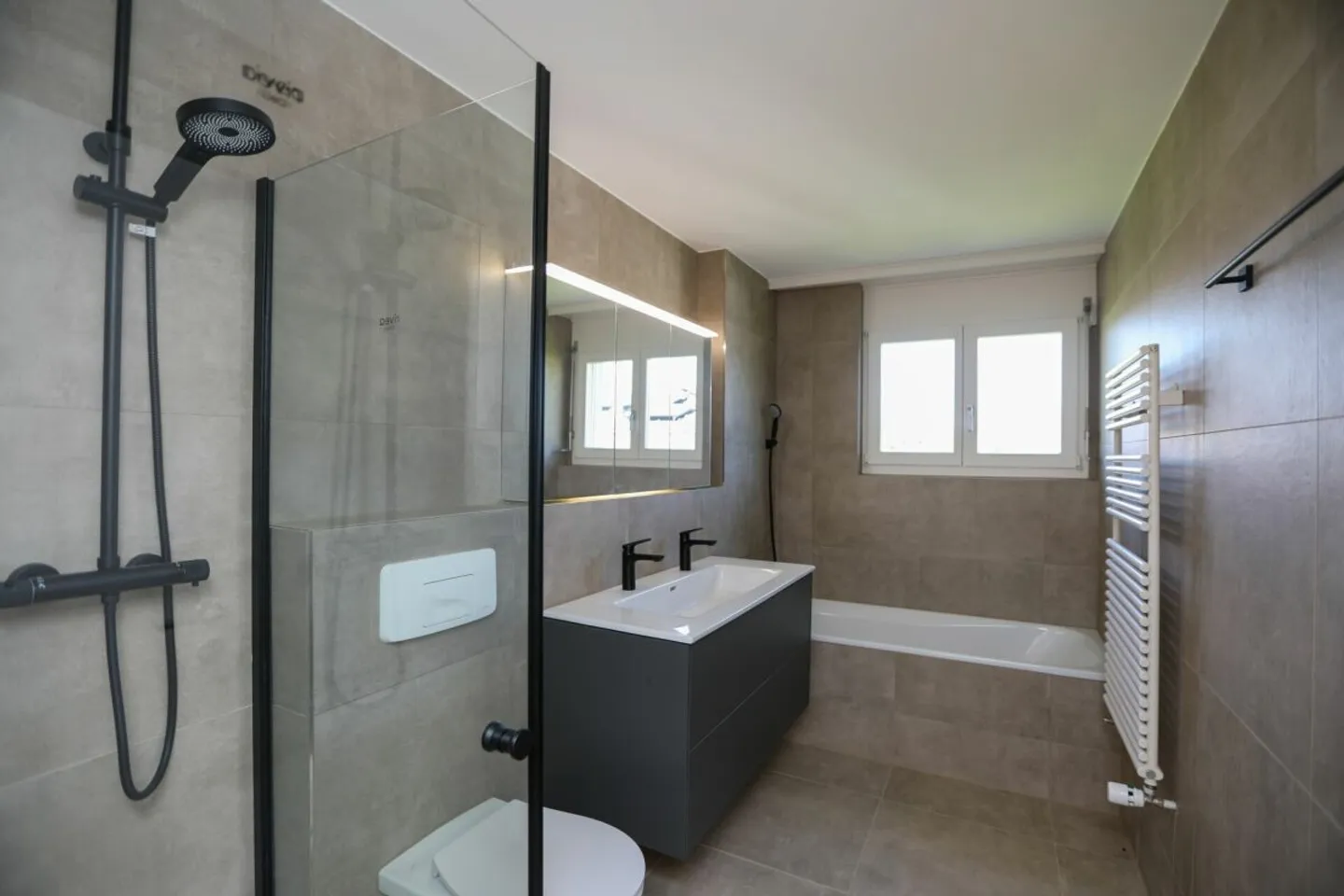 Condominio ristrutturato in un quartiere adatto alle famiglie - Foto 7 di 9