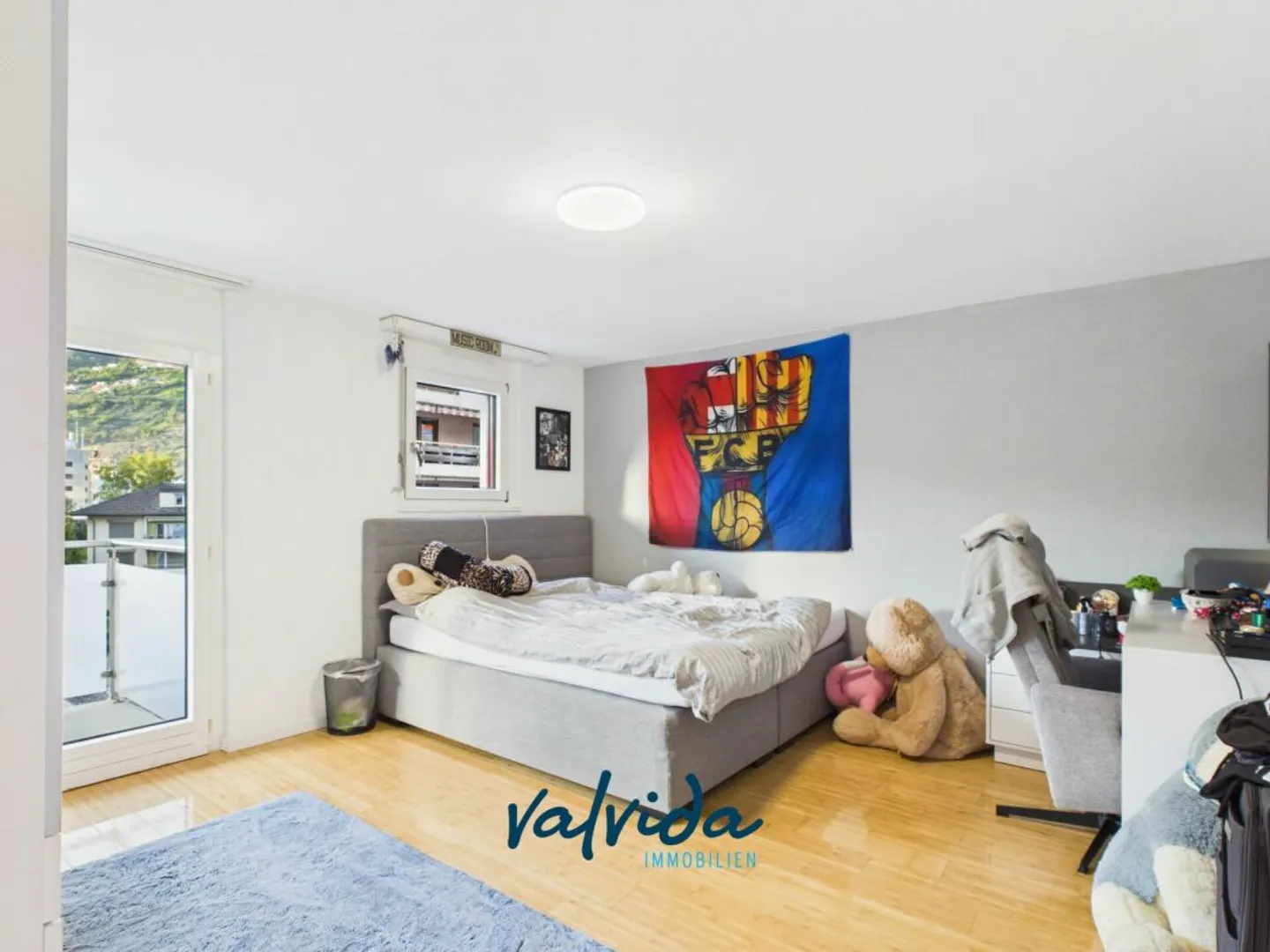 Stylish living in the heart of Visp - spacious 5.5-room apartment - Photo 11 of 13