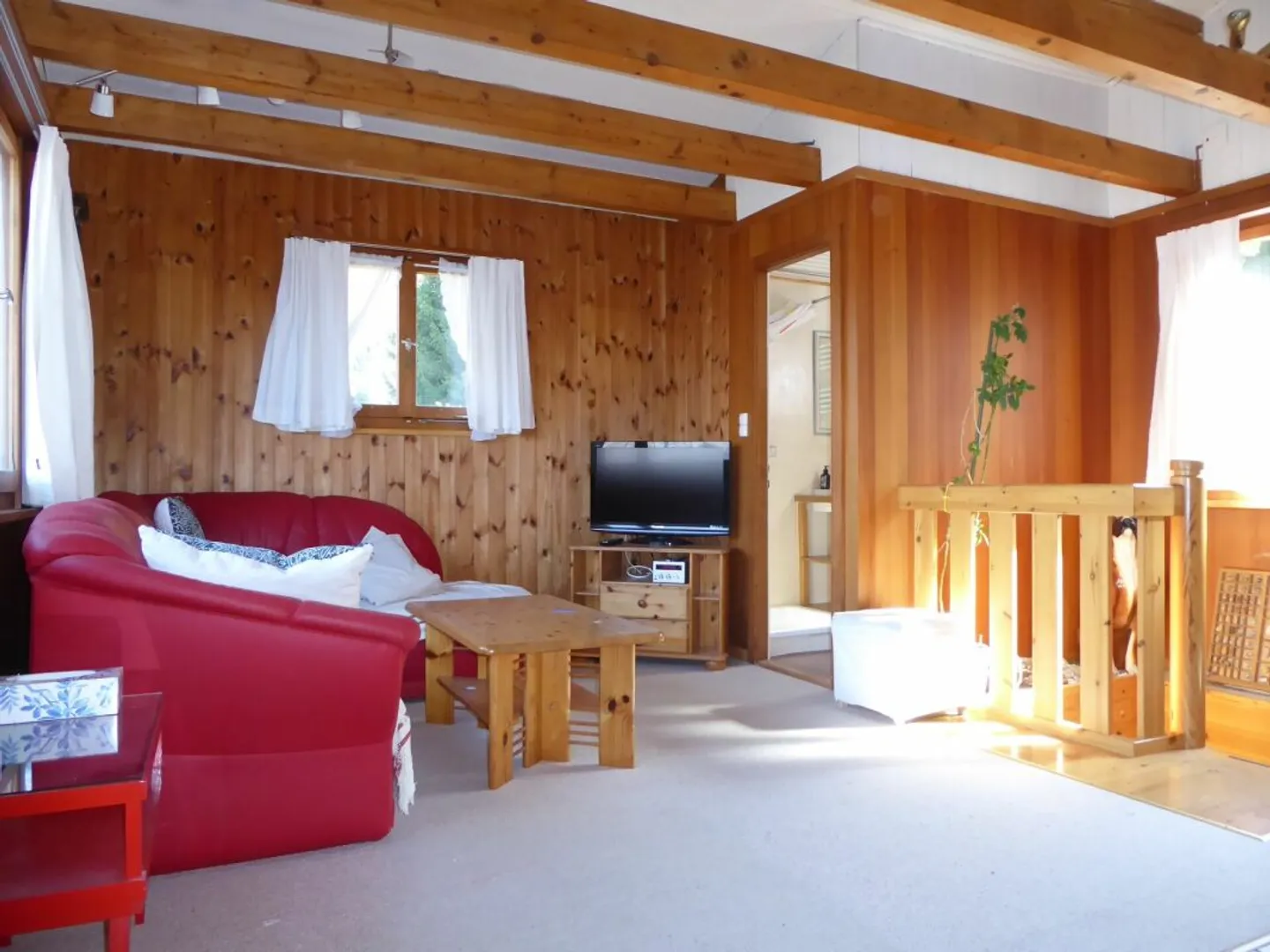 freistehendes Ferien-/Wohnhaus mit unverbaubarer Bergsicht - Photo 3 of 13