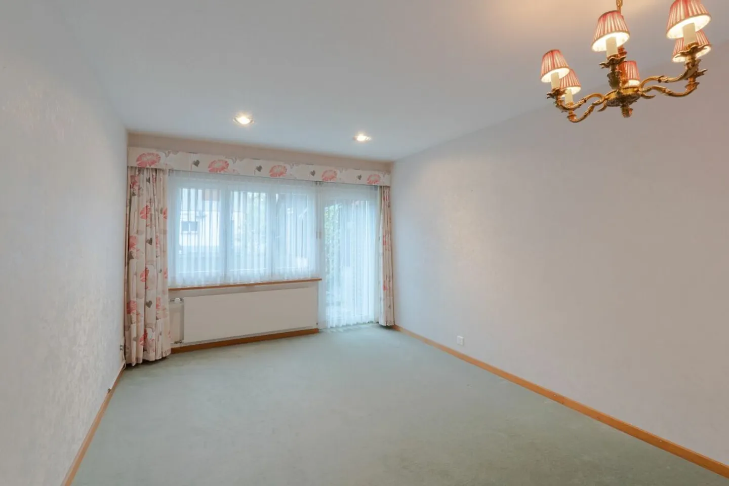 Charmantes Haus mit Werkstatt - Foto 8 von 13