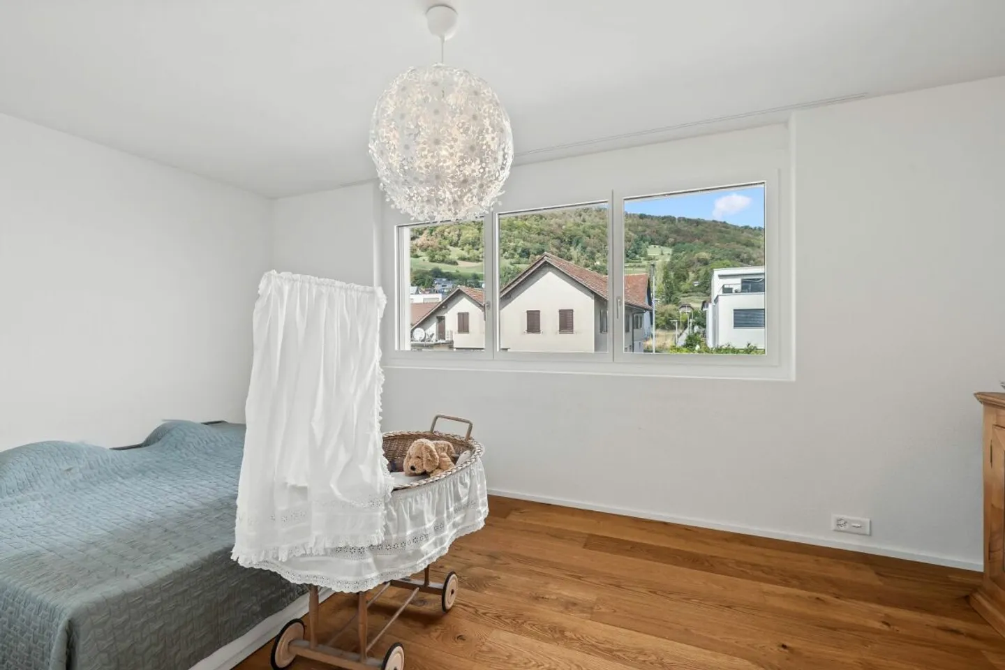 Modernes Reihen-EFH überzeugt durch idyllisches und zentrales Wohnen - optimal für Familien - Photo 8 of 13