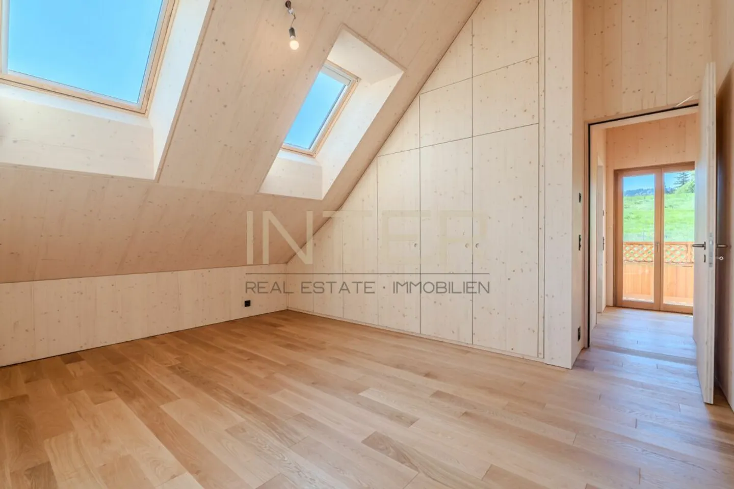 First occupancy in Risch: Exclusive 2.5-room maisonette apartment in a separate Stöckli - Photo 13 of 13