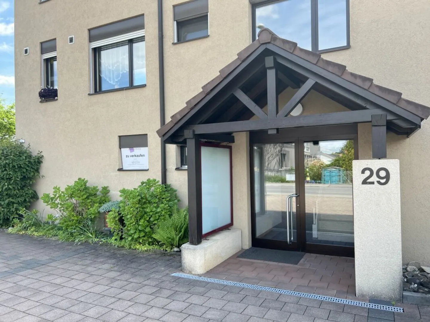 Spacious Commercial Premises on the Ground and Basement Floor - Photo 1 of 13