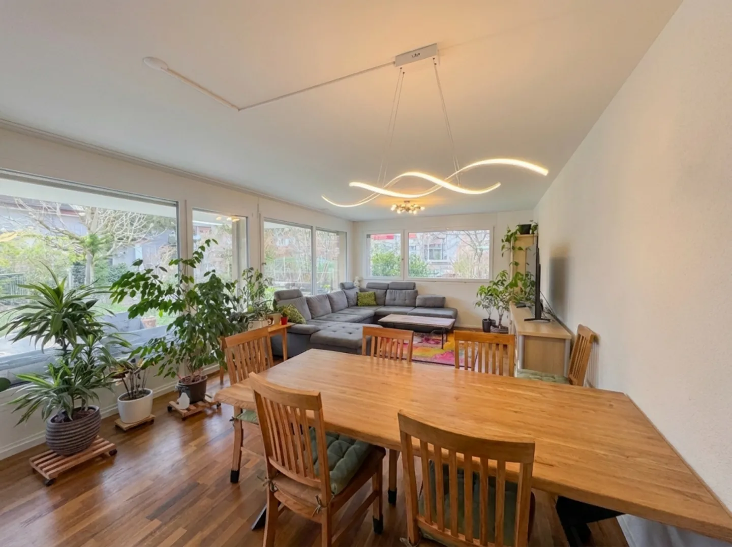 Vivere in famiglia: Moderno appartamento di 5,5 stanze al piano terra - Foto 3 di 9