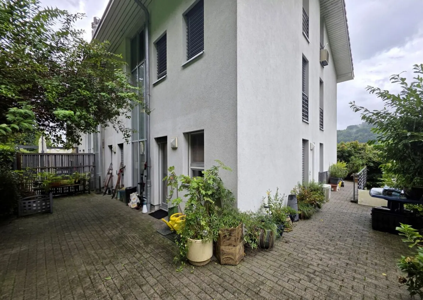 Idylle familiale avec vue ! Maison spacieuse à Ebikon - Photo 5 sur 13