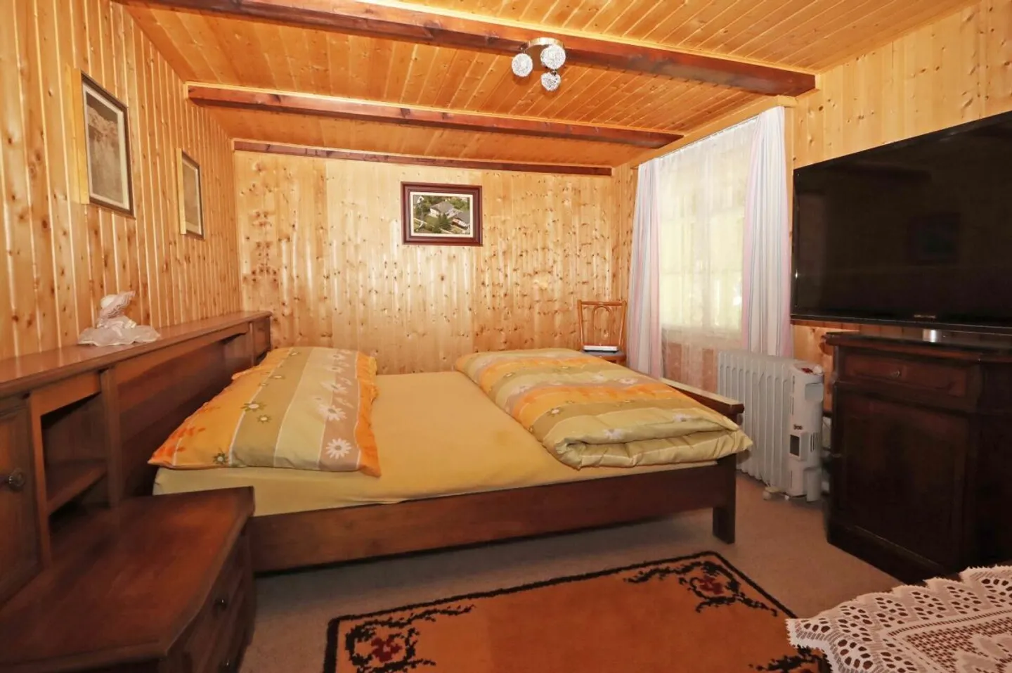 Detached and spacious weekend and holiday home in a sunny location in Obstalden - Photo 11 of 13