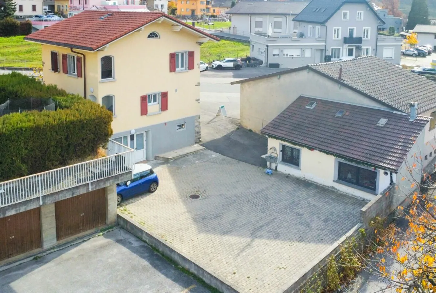 Maison multi-appartements avec local commercial - Photo 5 sur 7