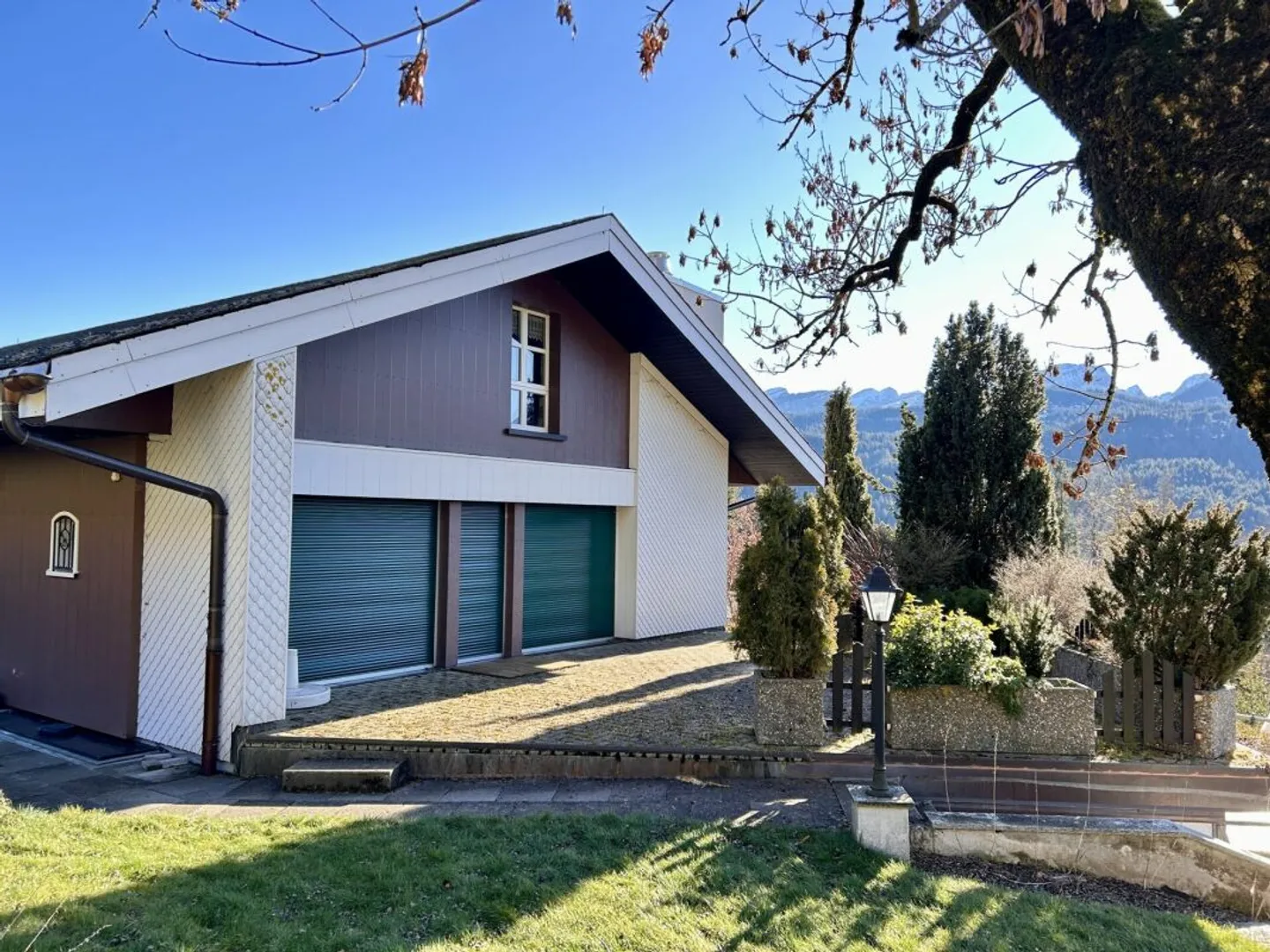 Charmantes Einfamilienhaus mit Aussicht - Foto 1 von 13