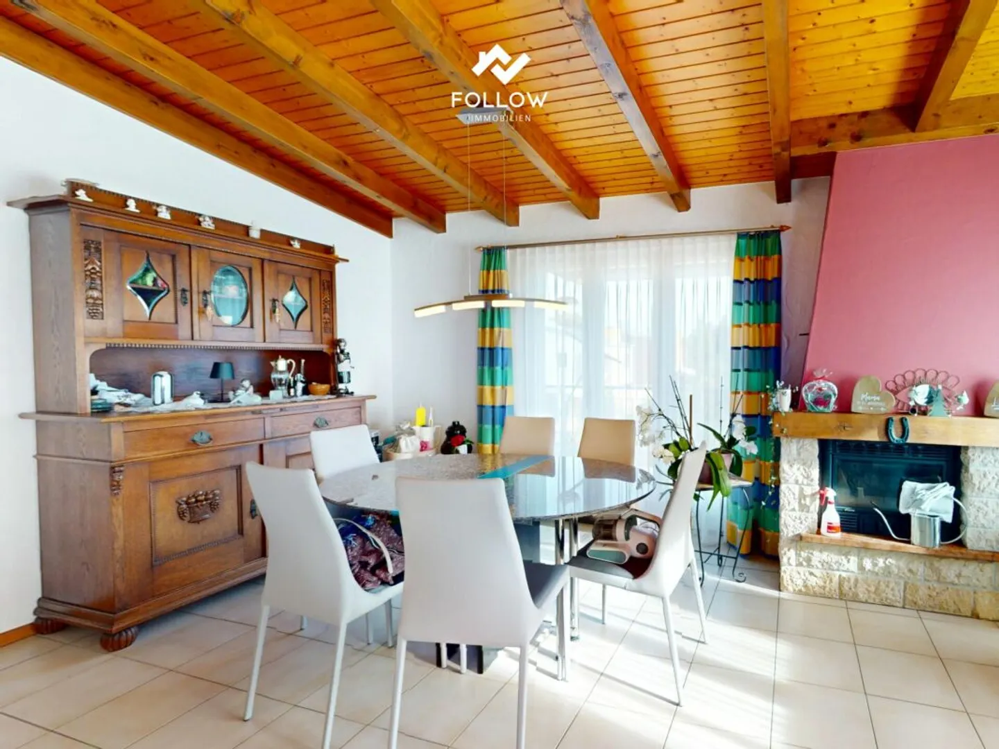 Family-friendly residential building with 2 apartments, large garden, plenty of space and expansion potential - Photo 3 of 12