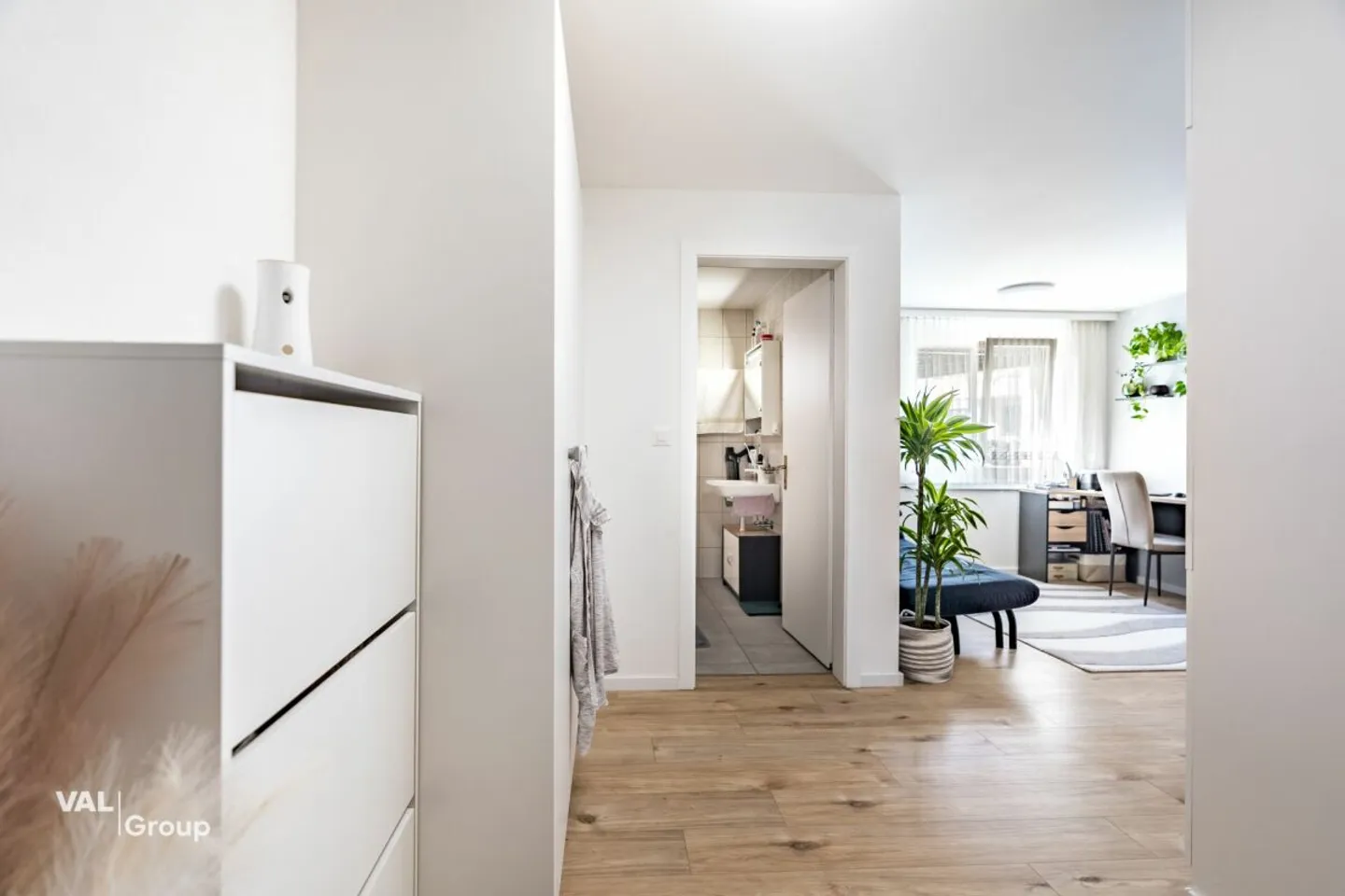 Modernes Apartment in Raron - Foto 6 von 11