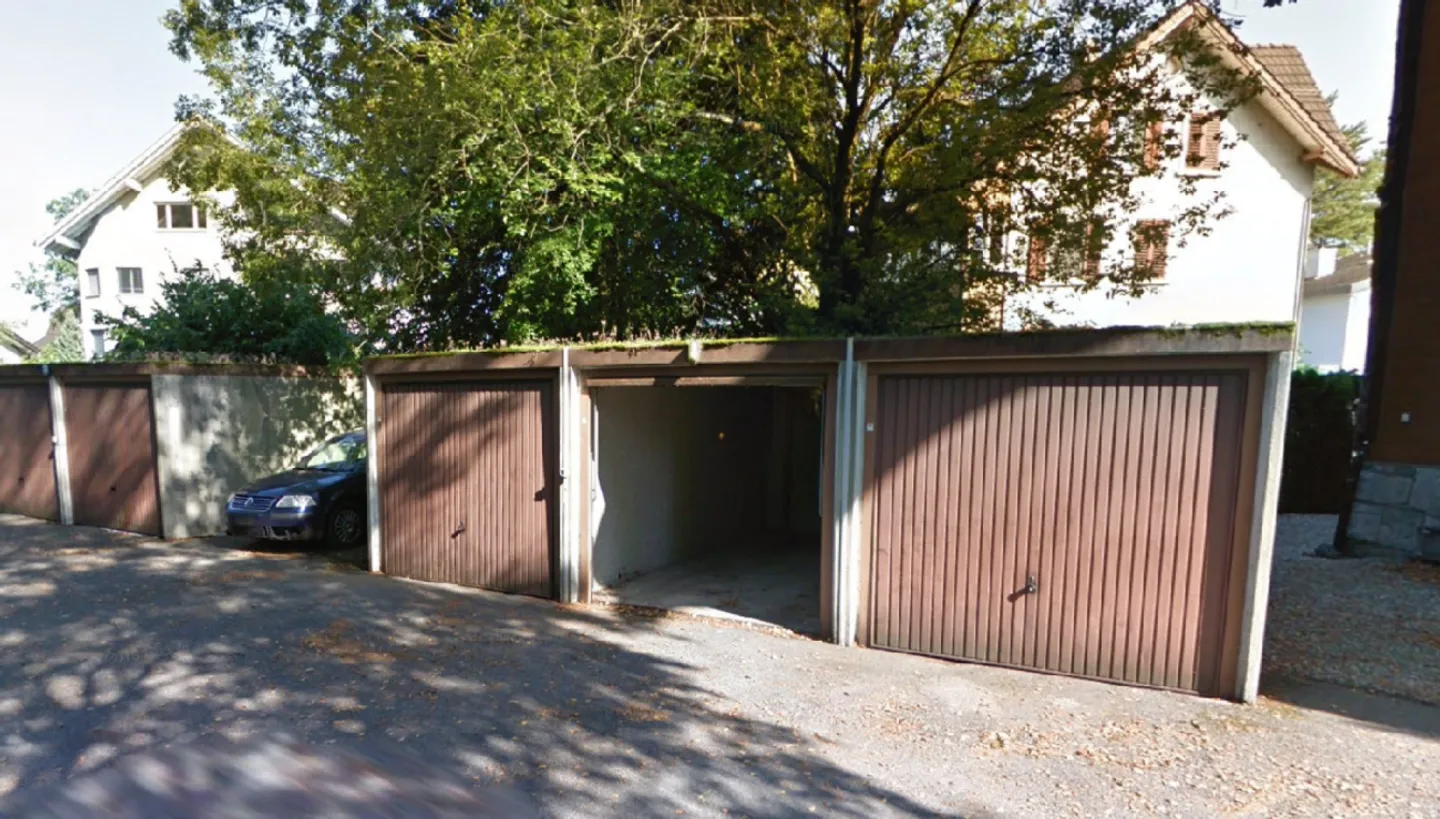 Single Garage - Photo 3 of 4