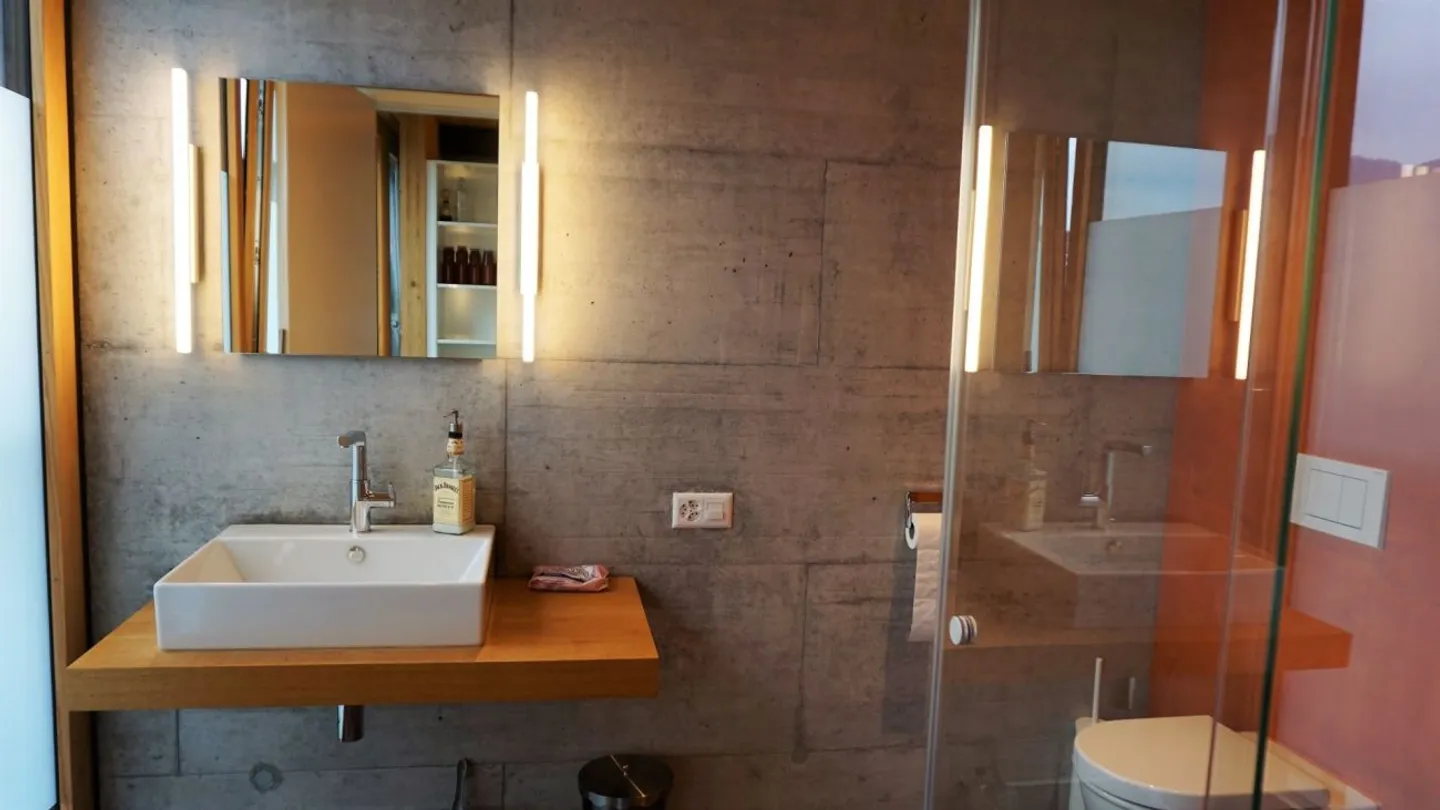 Modernes Doppelhaus mit Terrasse - Foto 7 von 13