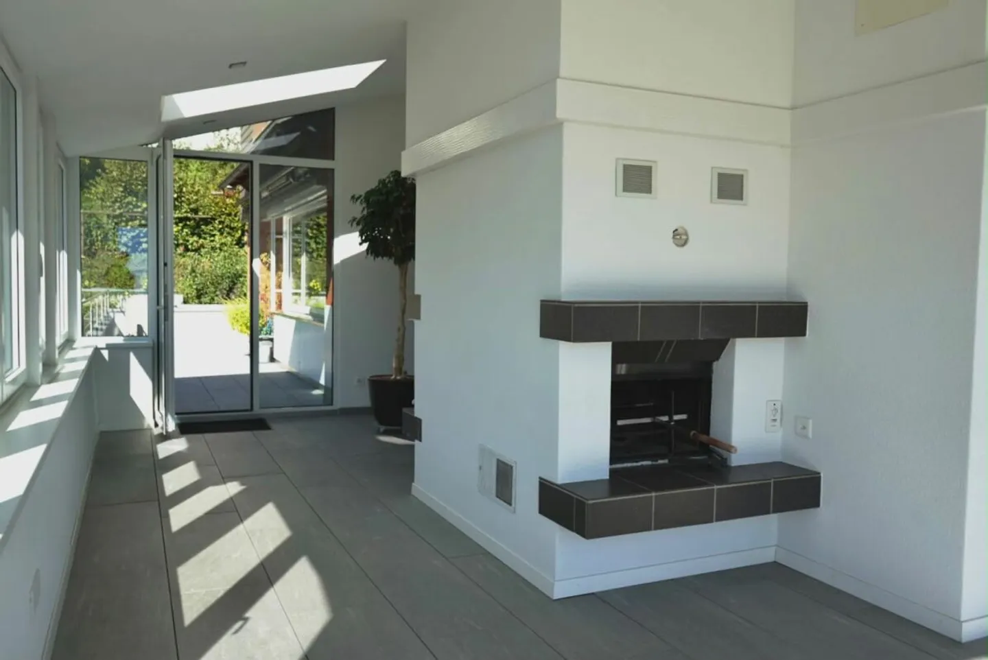 Appartement duplex exclusif de 5½ pièces avec vue panoramique sur le lac et les montagnes à Hergiswil - Photo 8 sur 13