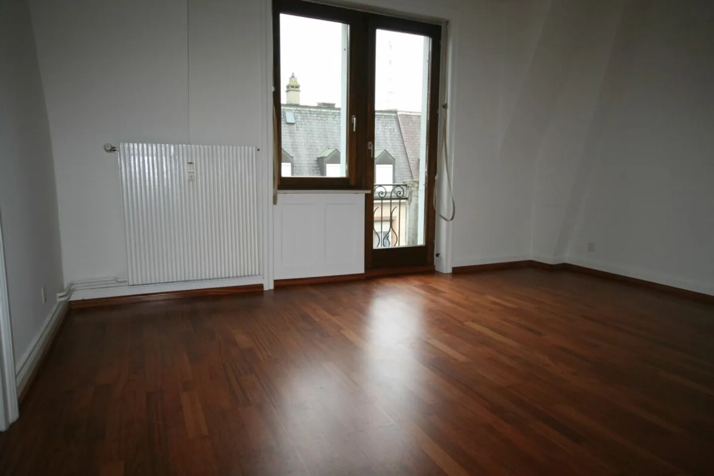 Appartamento elegante con 3 camere - Quartiere affascinante a Basilea con collegamenti ottimali! - Foto 6 di 8