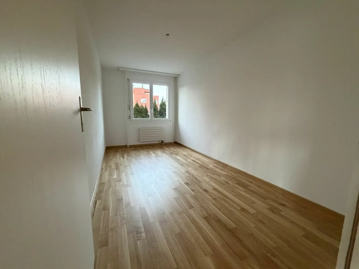 Appartement lumineux de 4.5 pièces avec grand balcon - Photo 9 sur 13