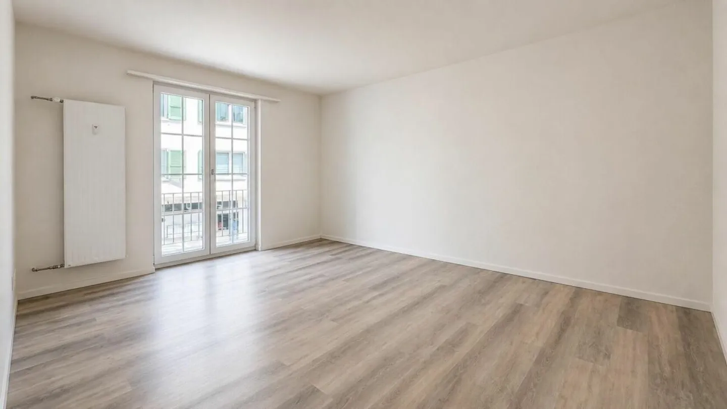 Spacious Terrace Apartment in the Town Center - Photo 7 of 8