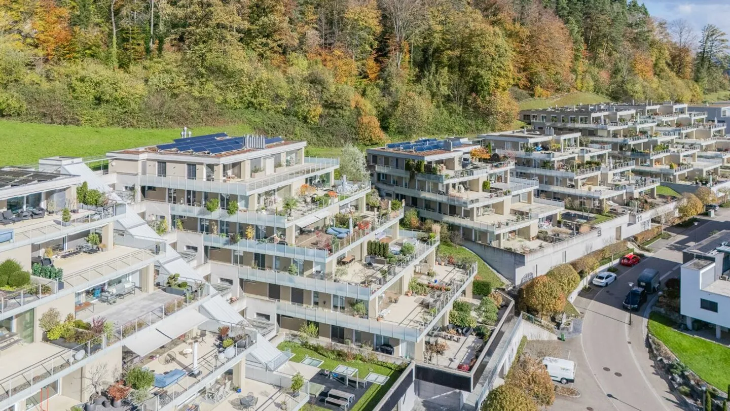 Hochwertige 4.5-Terrassenwohnung - Exklusives Wohnerlebnis mit spektakulärer Weitsicht - Foto 13 von 13