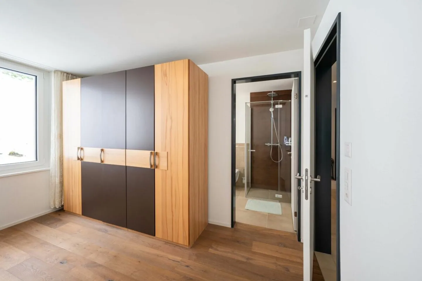 Moderne Wohnung mit fantastischer Aussicht - Foto 10 von 12