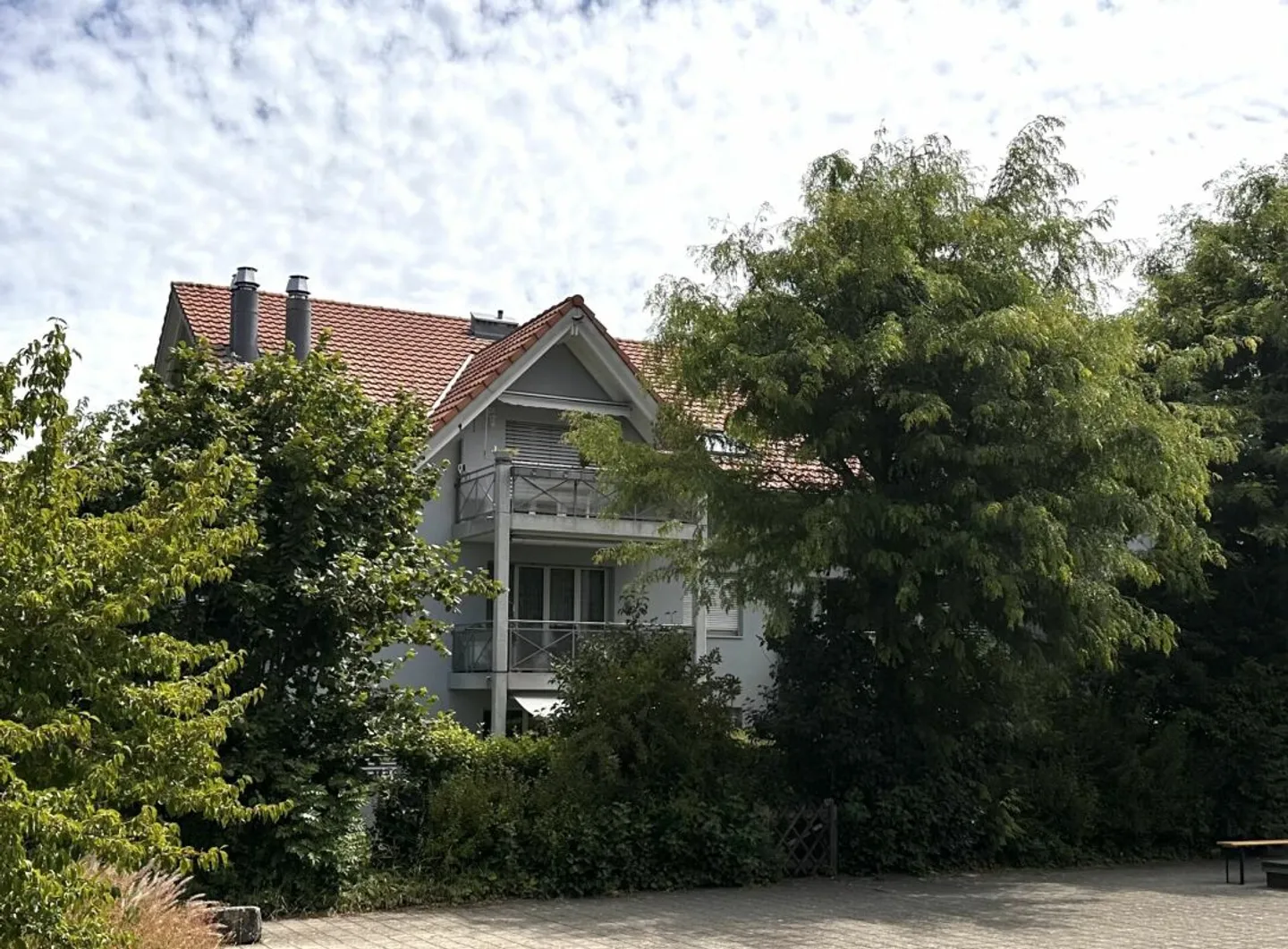 4½-Zimmer-Wohnung in ruhigem Quartier, nahe Bern - Photo 1 sur 9