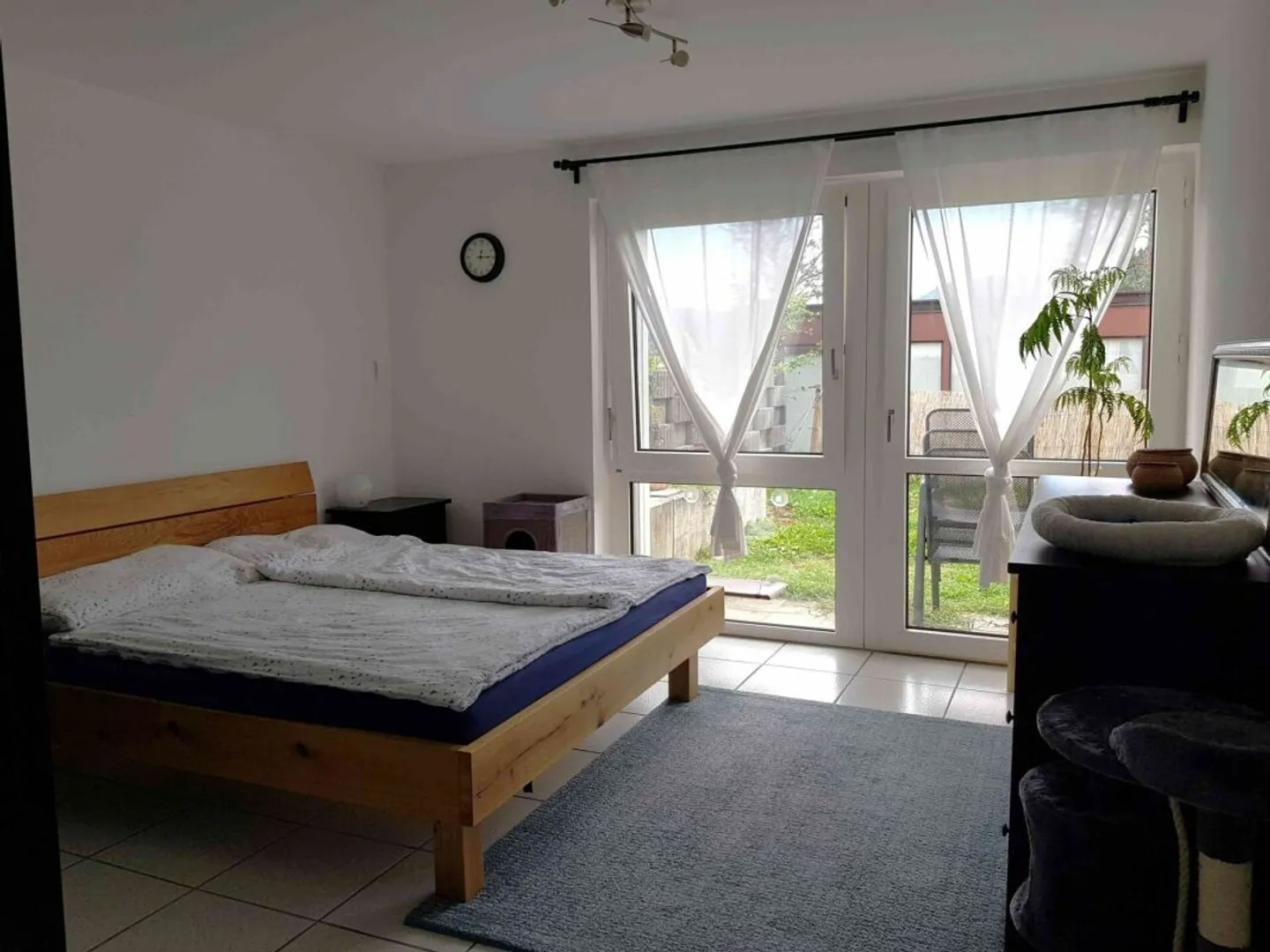 Modernes 3-Zimmer-Apartment mit Garten - Foto 4 von 8