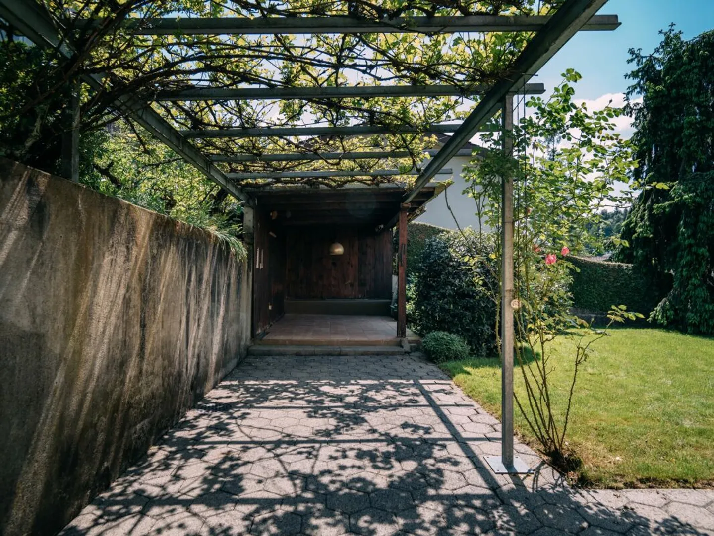 Grande Casa Unifamiliare in una Posizione Tranquilla (Limitata fino al 30.6.2026) - Foto 9 di 9