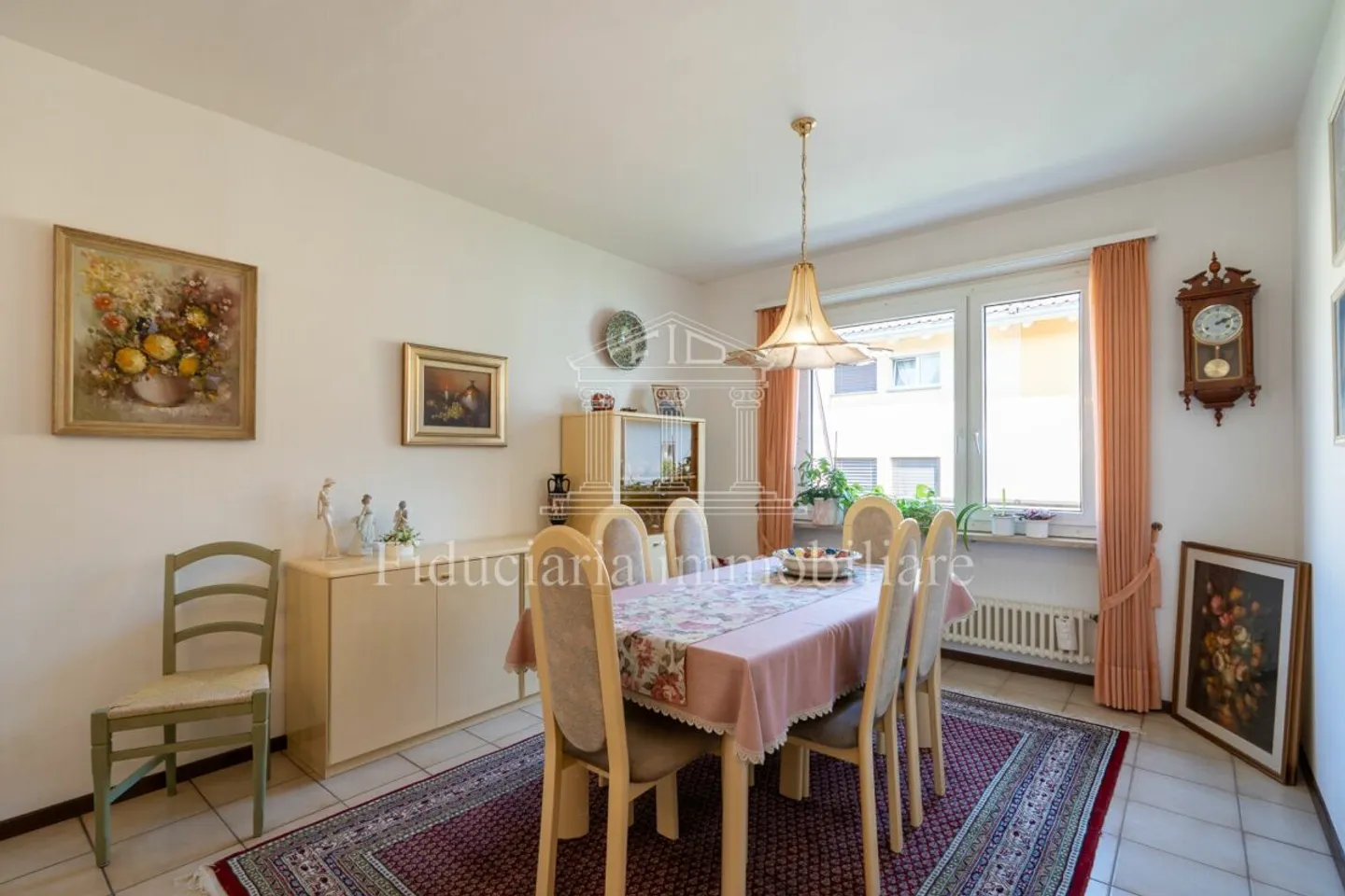 LOSONE - Geräumige 3.5 Zimmer in ruhiger Wohngegend - Foto 5 von 9