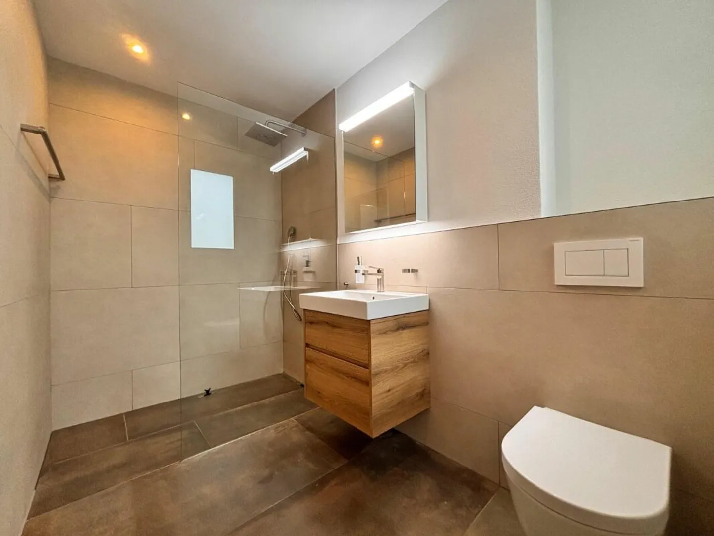 Modern 3.5-room new apartment with balcony and 2 bathrooms in Riedt near Erlen (TG) - Photo 4 of 8