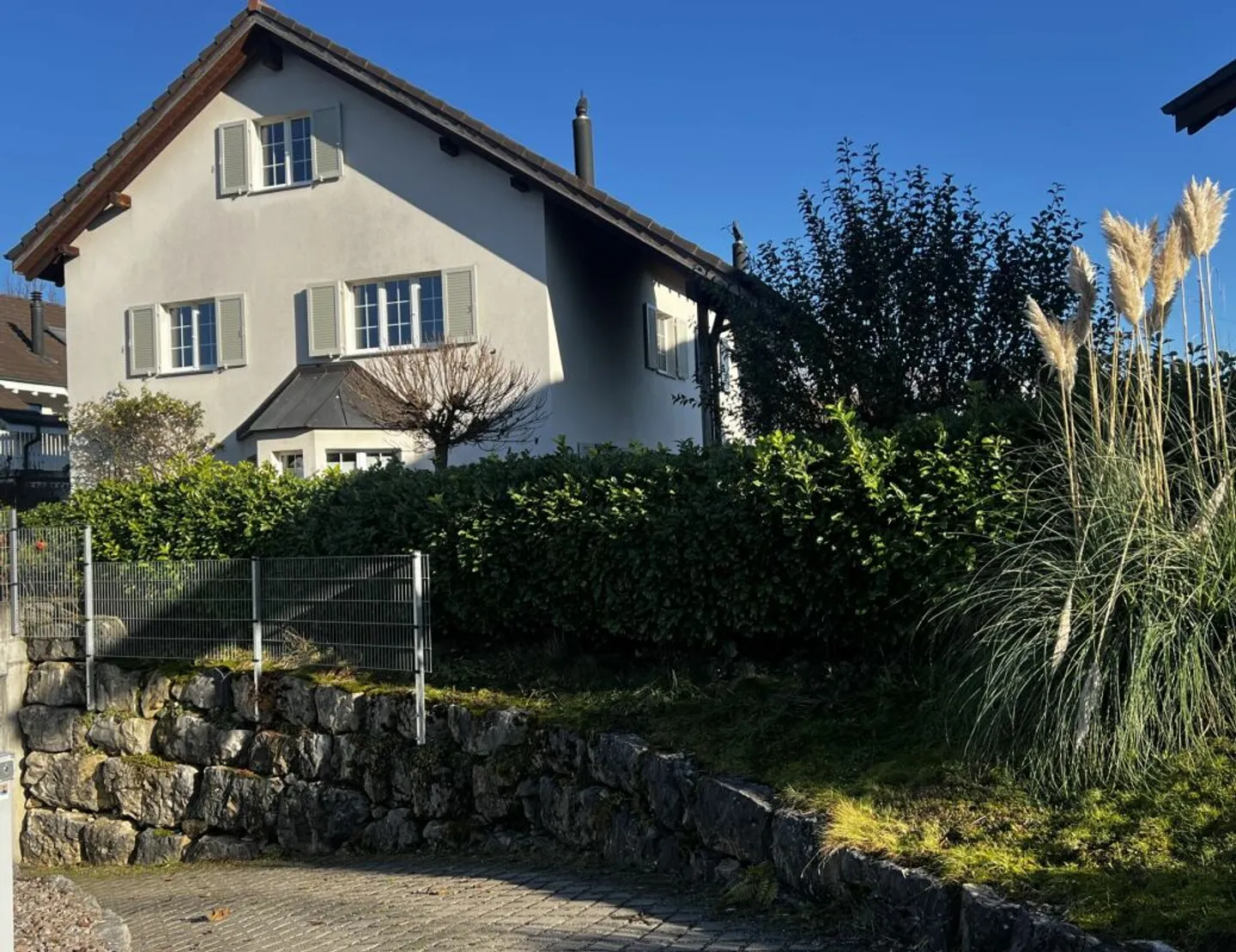 Ampia casa familiare con giardino e vista libera a Magden - Foto 7 di 9
