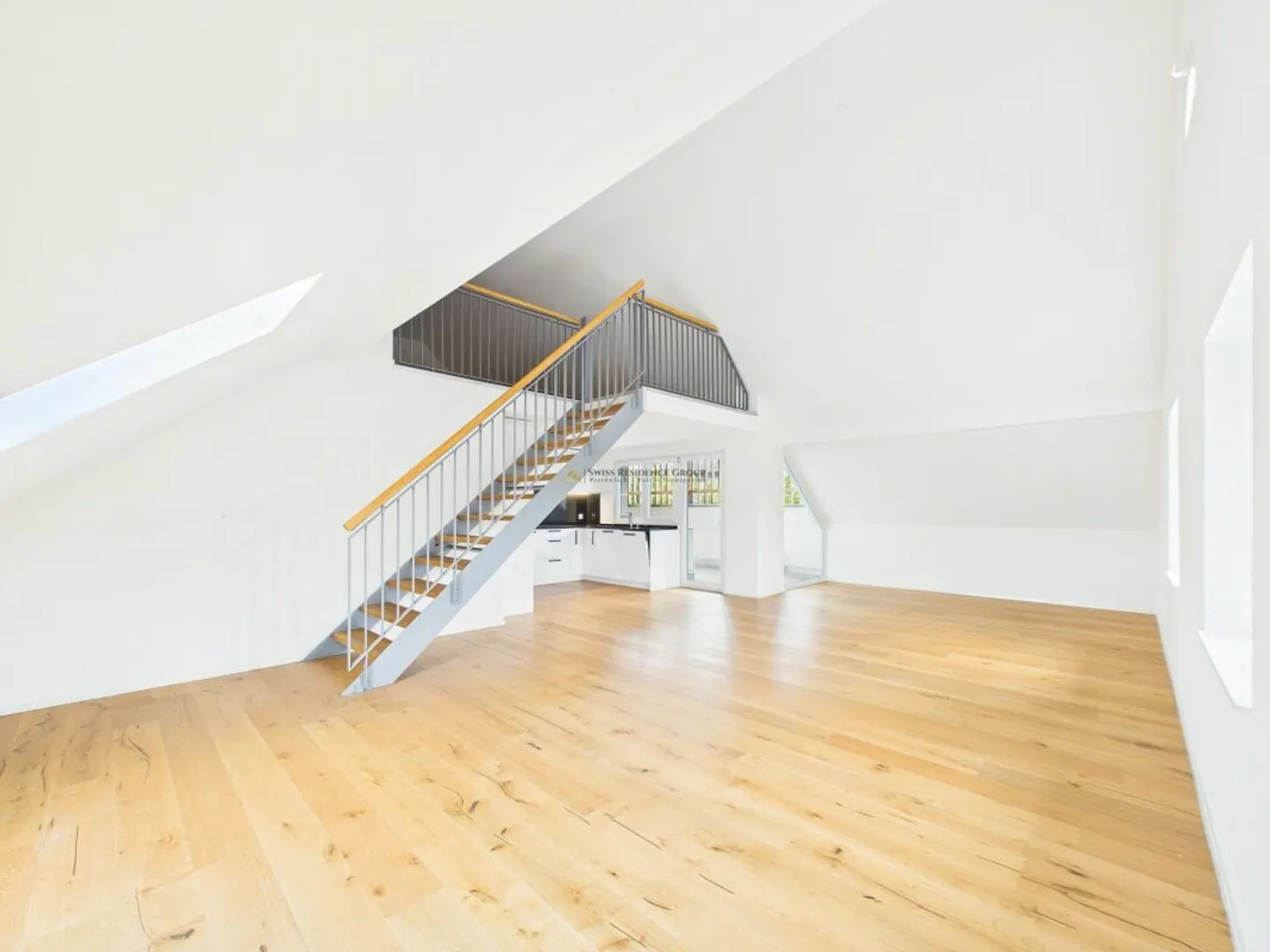 Galerie-Maisonettewohnung in Ammerswil - Grosszügigkeit, Licht und modernes Wohnen - Foto 3 von 12