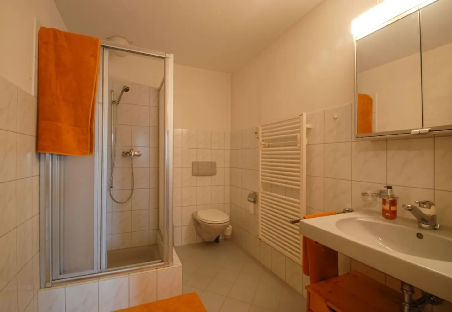 Beaucoup d'espace de vie et jardin privé - Photo 12 sur 13