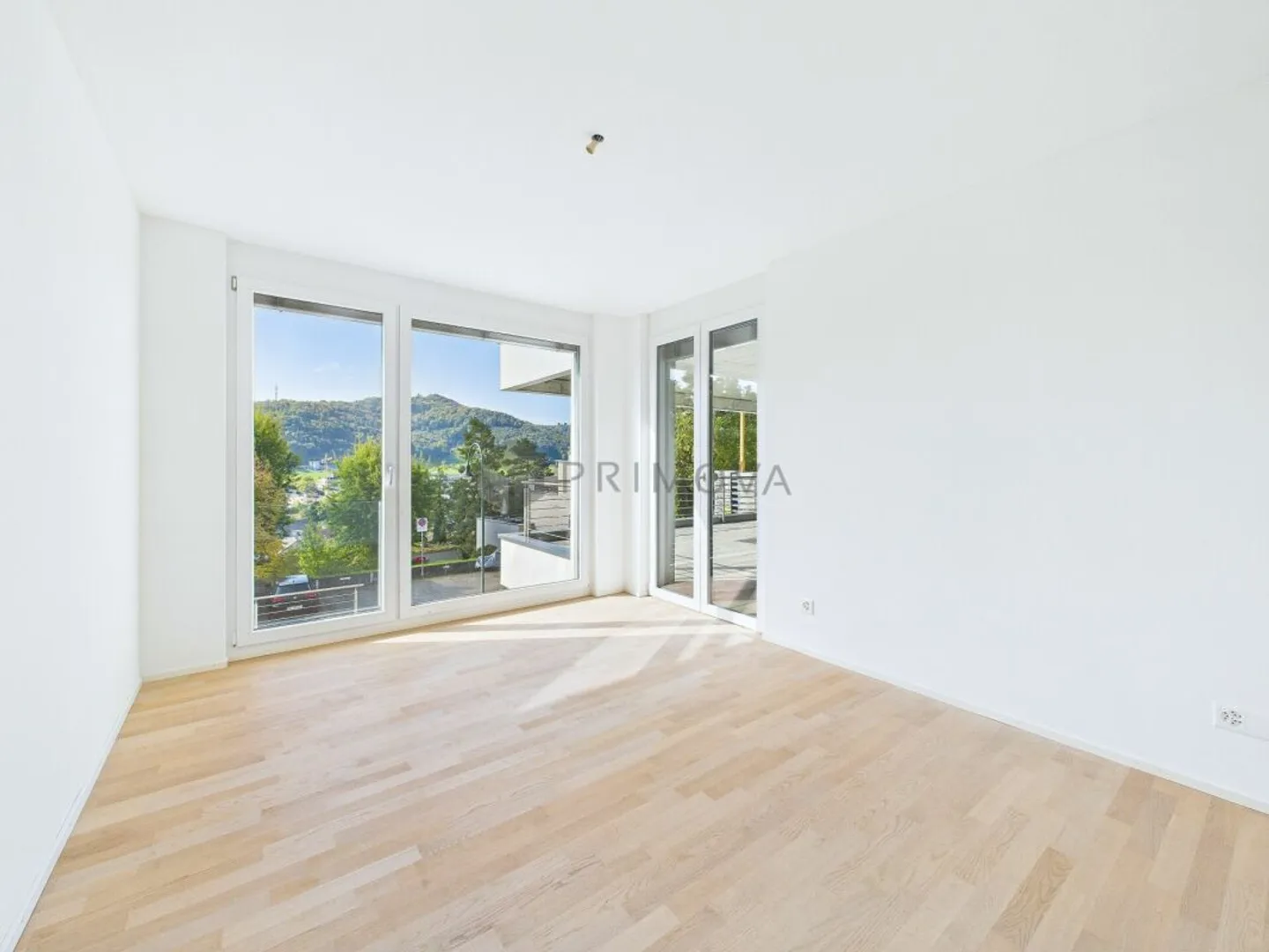 Expérience de vie sans limites dans de grandes pièces inondées de lumière - Photo 1 sur 13