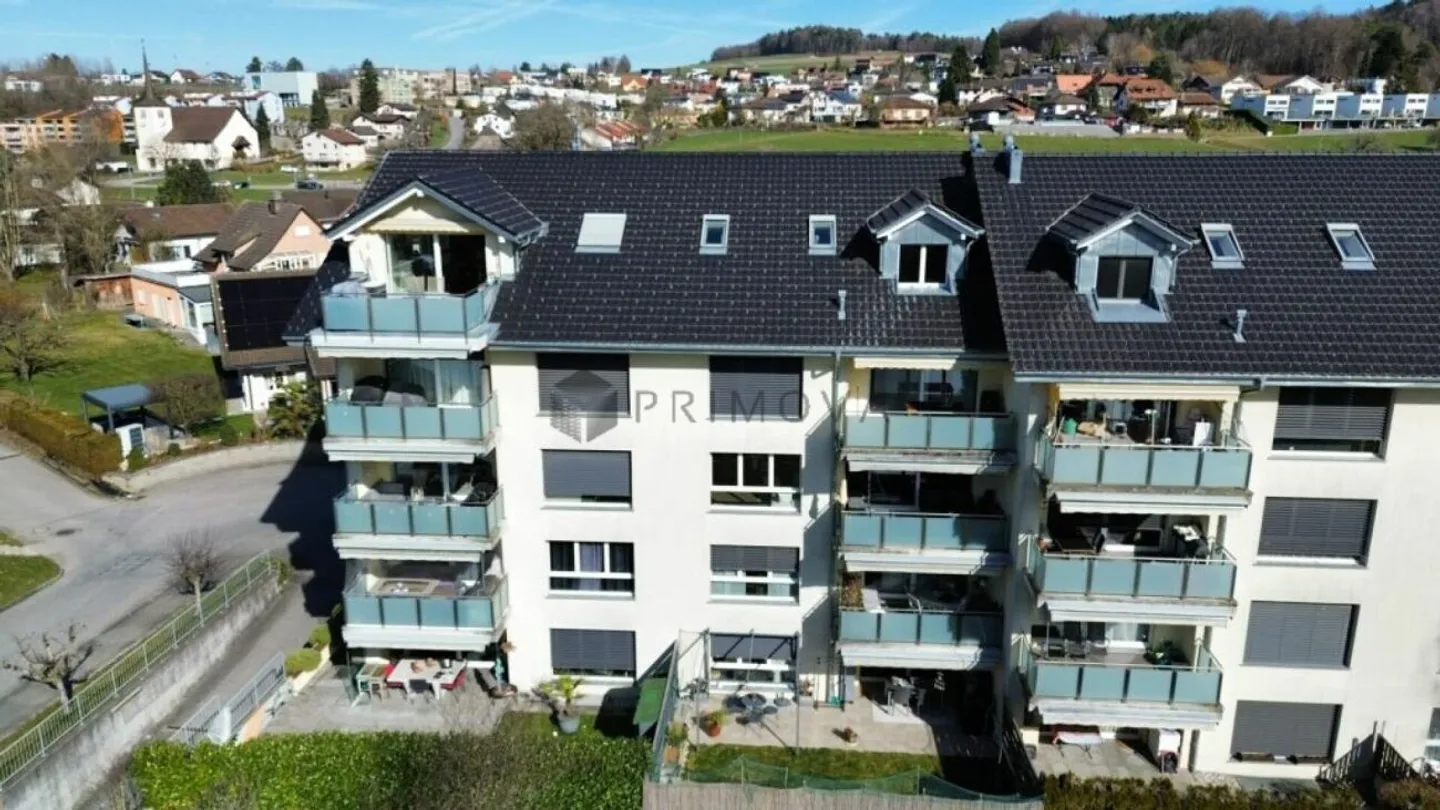 Bright 3.5 Room Apartment - Photo 12 of 12