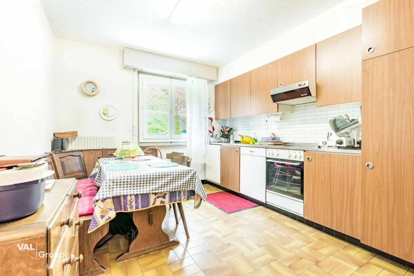 Buon potenziale per questo appartamento situato a 7 min. da Sion - Foto 2 di 10