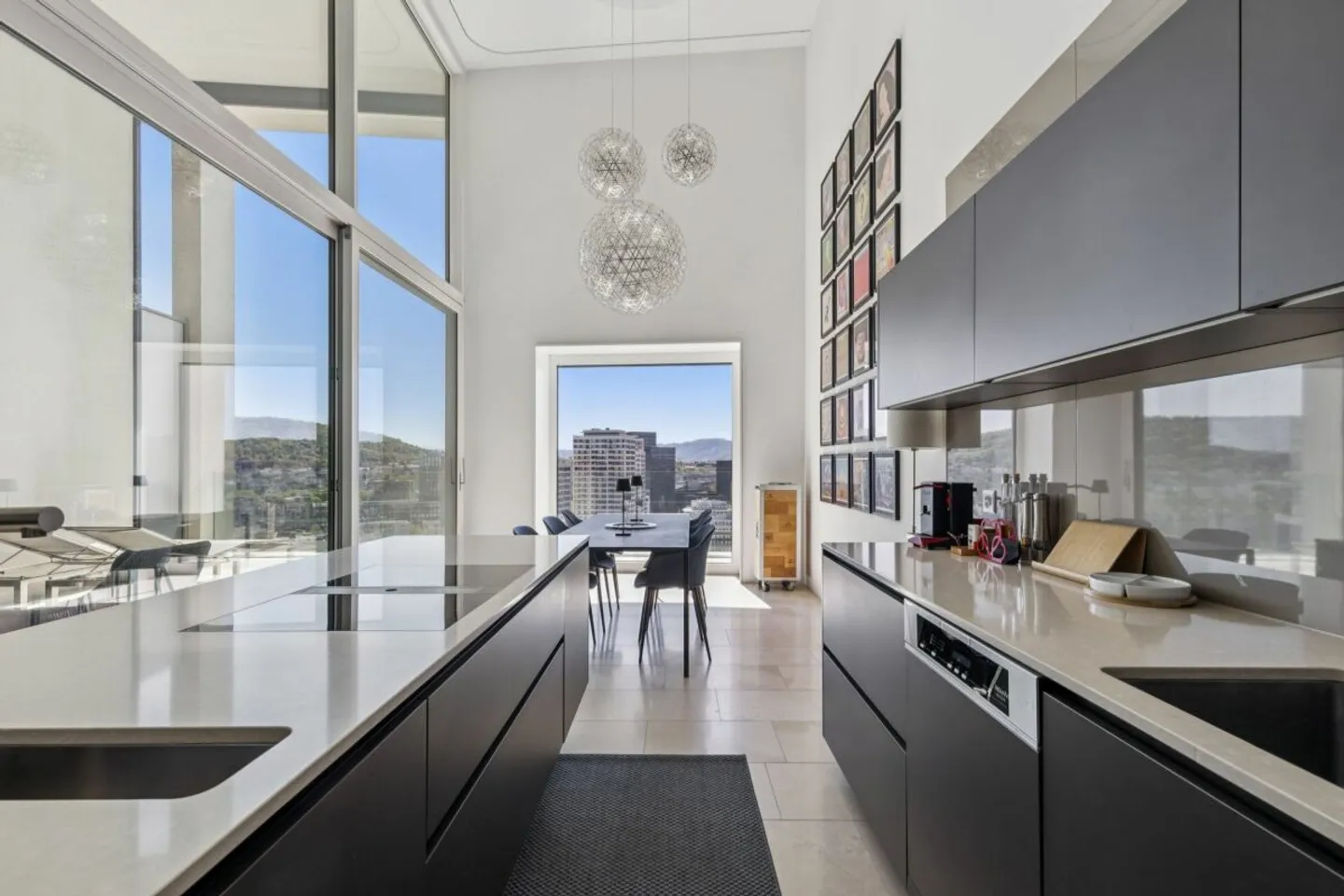 Luxus-Penthouse mit Atemberaubendem Blick - Foto 1 von 13